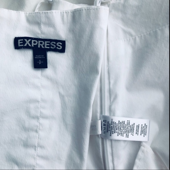 Express crop top with side knot feature - Picture 3 of 3